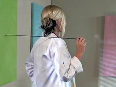 Одетые девушки голые парни, Ноги, Женское доминирование, Фут фетиш