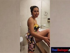 Asiatique, Britannique, Petite amie, Fait maison, Lesbienne, Mère que j'aimerais baiser, Thaïlandaise, Jouets