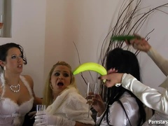 Bekleidet, Selbstgemacht, Lesbisch, Orgie, Pissen, Satin, Dusche, Swingers