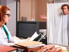 Grosser arsch, Grosse titten, Blasen, Hundestellung, Masturbation, Milf, Strümpfe, Titten