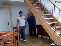 Blonde, Sucer une bite, Plantureuse, Gorge profonde, Grandpère, Mamie, Mature, Réalité