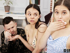 Анальный секс, Большой член, Минет, Брюнетки, Член, Собачьи, Две девушки, Молоденькие