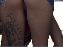 Mamada, Morena, Polla, Pajear, Pezones, Coño, Falda, Tatuaje