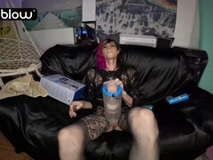 Sucer une bite, Tir de sperme, Branlette thaïlandaise, Hard, Massage, Transsexuelle, Solo