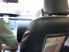 Leie, Blasen, Sperma im mund, Fussjob, Freundin, Im freien, Höschen, Öffentlich