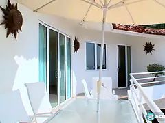 Asiatisch, Grosse titten, Braunhaarige, Hd, Öl, Im freien, Pool, Solo