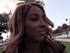Noire, Sucer une bite, Noir ébène, Hard, Interracial