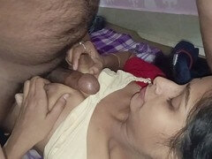 18 ans, Tante, Bisexuelle, Fait maison, Femme au foyer, Indienne
