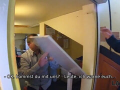 18, フェラチオ, 茶髪の, 捕まる, ヨーロピアン, オフィス, ティーン, ユニフォーム