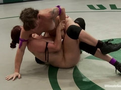 Anal, Domination, Face assise, Doigter, Humiliation, Lesbienne, Chatte, Catch