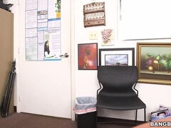 Auditie, Grote lul, Grote mammen, Bruinharig, Hardcore, Hd, Gezichtspunt, Tatoeage