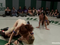 Anaal, Dominatie, Gezichtzitten, Vingeren, Vernedering, Lesbisch, Kut duiken, Worstelen