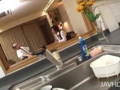Анальный секс, Азиатки, Жопа, Кончили внутрь, Милф, Два парня и девушка, На природе, На публике