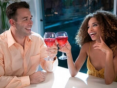 Kont, Pijpbeurt, Zwart, Onschuldig, Interraciaal, Penis, Kut duiken, Geschoren