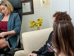 18 летние, Большая жопа, Большой член, Большие сиськи, Минет, Собачьи, Две девушки, Тощие