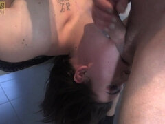 Braunhaarige, Pummelig, Besamung, Lingerie, Milf, Nippel, Schlaffe titten, Titten