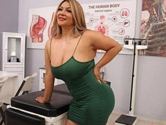 Culo grande, Verga grande, Tetas grandes, Mamada, Médico, Estilo perrito, Madres para coger