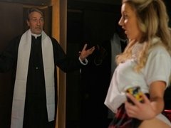 Blonde, Sucer une bite, Attrapée, Double pénétration, Partouze, Hard, Élève, Adolescente