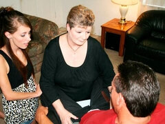 Grosse bite, Queue, Branlette thaïlandaise, Masturbation, Mère que j'aimerais baiser, Maman, Maigrichonne, Adolescente