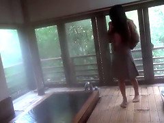 Aziatisch, Oudere vrouw, Lul, Japaans, Aftrekken, Rijpe lesbienne, Zuigen, Speelgoed