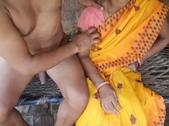 Villege aunty fucking young boy outdoor HD video