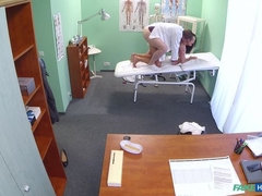 Schwarz, Betrug, Paar, Fingern, Handjob, Krankenschwester, Büro, Uniform