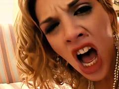 Stellung 69, In den arsch, Blasen, Geile alte tussi, Spermaladung, Hardcore, Milf, Pornostars