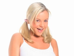 Жопа, Блондинки, Собачьи, Ласковые ручки, Бритые, Юбки, Молоденькие, Сиськи