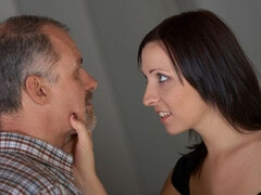 Grote lul, Pijpbeurt, Bruinharig, Hondjeshouding, Handbeurt, Schoenen, Rok, Strippen