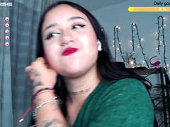 Bruinharig, Latijnse vrouw, Tiener, Speelgoed, Webcamera