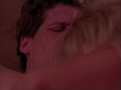Gros cul, Blonde, Éjaculation interne, Tir de sperme, Branlette thaïlandaise, Hard, Rétro, Rétro ancien