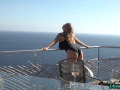 Tetas grandes, Rubia, Gordita, Enorme, Tetas naturales, Al aire libre, Polaco, Tetas