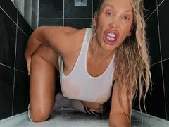 Salle de bains, Gros cul, Gros seins, Doigter, Béant, Masturbation, Nénés, Jouets