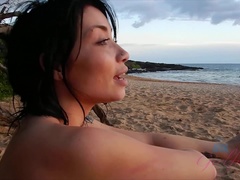 Leie, Fingern, Freundin, Latina, Im freien, Höschen, Piercing, Abendanzug