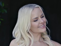 Nana, Gros seins, Blonde, Sucer une bite, Couple, Mignonne, Érotique, Nénés