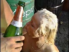 Enthousiasteling, Grote lul, Pijpbeurt, Sperma shot, Slet, Oud