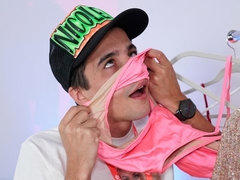 Grote kont, Pijpbeurt, Gevangen, Hondjeshouding, Handbeurt, Moeder die ik wil neuken, Tieten likken