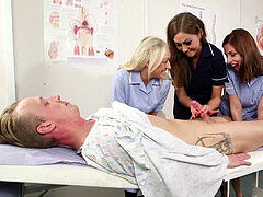 Britisch, Cfnm, Spermaladung, Schwanz, Arzt, Weibliche domination, Handjob, Ablutschen