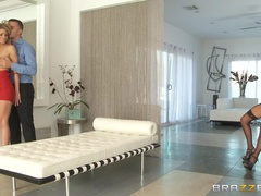 Большие сиськи, Черные, Блондинки, Парочка, Подружка, Натуральные сиськи, Реалити, Втроем