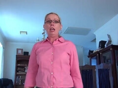 ブロンド, 汚れた　, 言葉責め, 淫乱熟女, ハメ撮り, 一人, 義母, 禁句