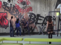 Beauté, Garce, Sucer une bite, Double pénétration, Partouze, Hard, Russe, Serré