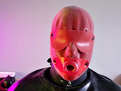 Homosexuelle, Latex, Mère que j'aimerais baiser, Caoutchouc