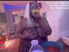 Gorda, Negro, Británico, Ébano, Pies, Dominacion femenina, Comida, Tetas
