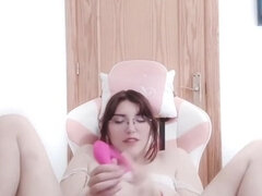 Amateur, Tetas grandes, Penetracion con dedos, Alemán, Masturbación, Tetas naturales, Orgasmo, Solo