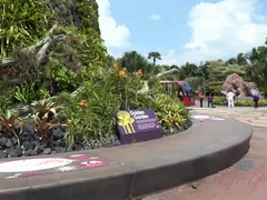 Leie, Fingern, Freundin, Orgasmus, Im freien, Pov, Titten, Nass