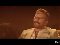 Sucer une bite, Brunette brune, Gorge profonde, En levrette, Doigter, Léchez, Chevaucher, Gicler