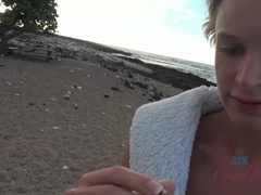 Amateur, Cul, Plage, Sucer une bite, Doigter, Rasée, Adolescente, Mouillée