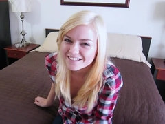 Enthousiasteling, Blond, Pijpbeurt, Hardcore, Huisgemaakt, Klein, Slet