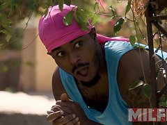 デカパイ, 黒人, イマラチオ, バック, 旦那, 異人種間, 淫乱熟女, 自然山雀