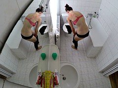 Amateur, Salle de bains, Douche, Maigrichonne, Nénés, Voyeur